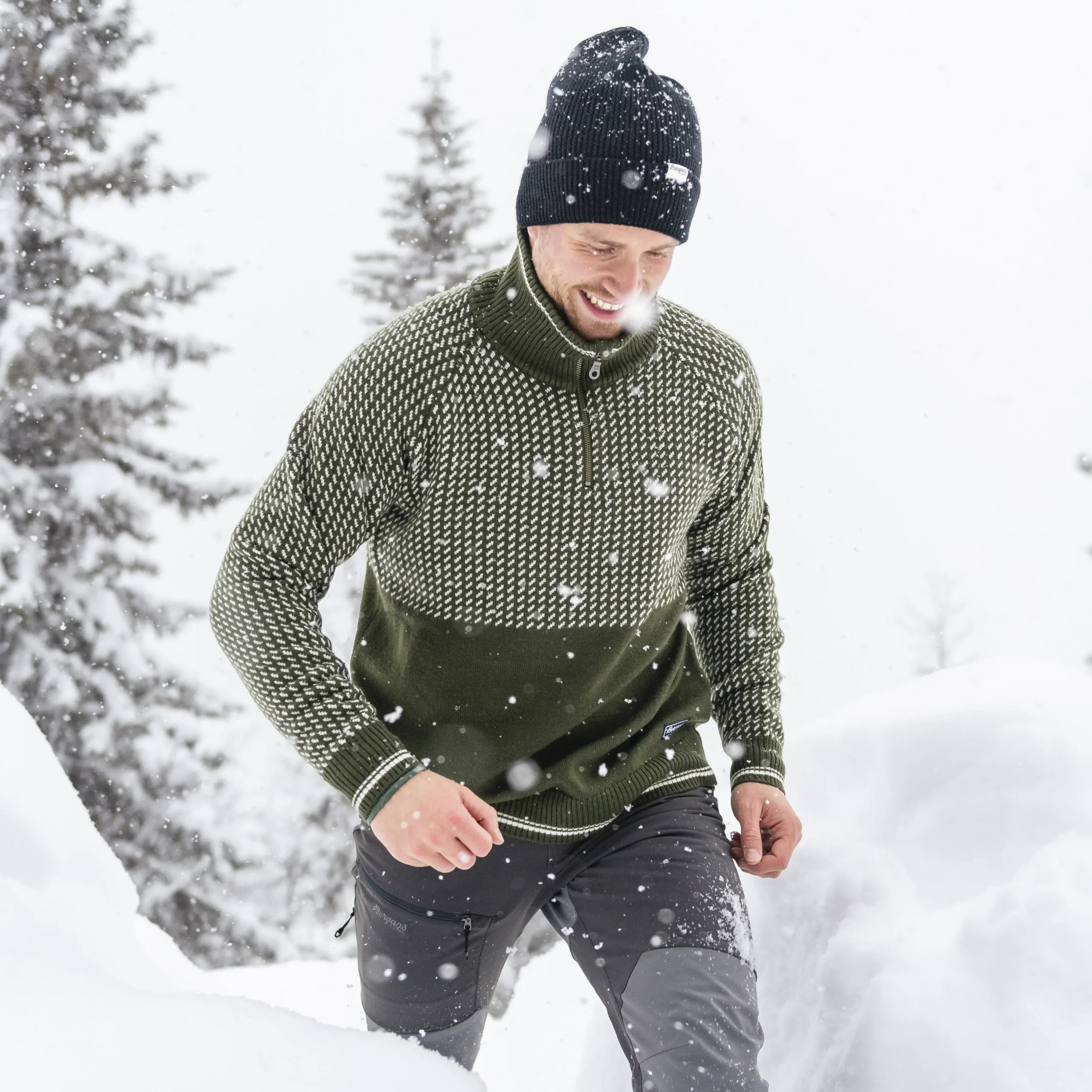 Cheap Bergans Alvdal Wool Half Zip - Dark Olive Green / Vanilla White