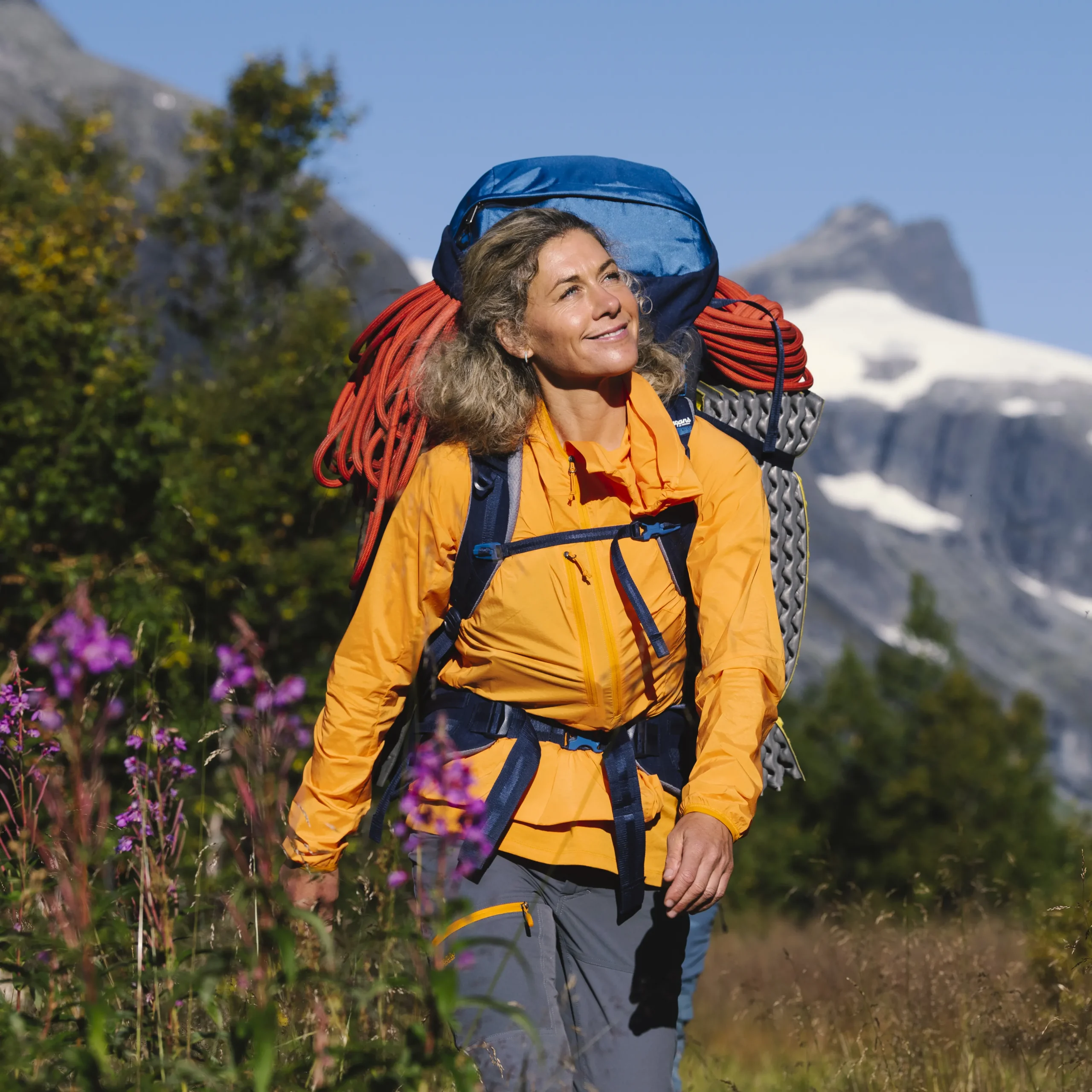 New Bergans Cecilie Light Wind Anorak - Lush Yellow