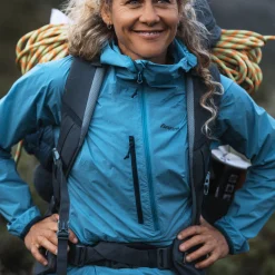 Outlet Bergans Cecilie Light Wind Anorak - Clear Ice Blue