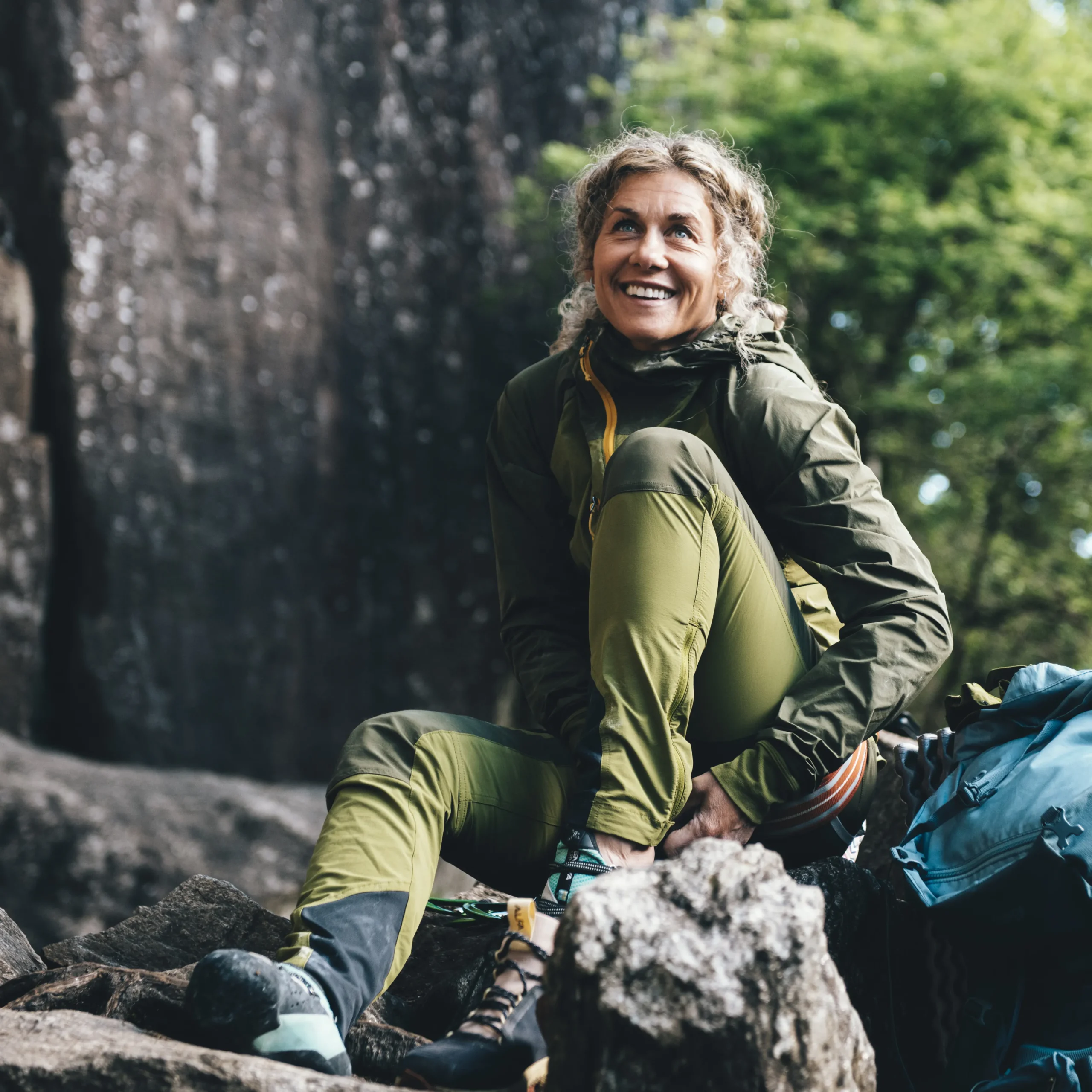 New Bergans Cecilie Mountain Softshell Pants - Trail Green / Dark Olive Green