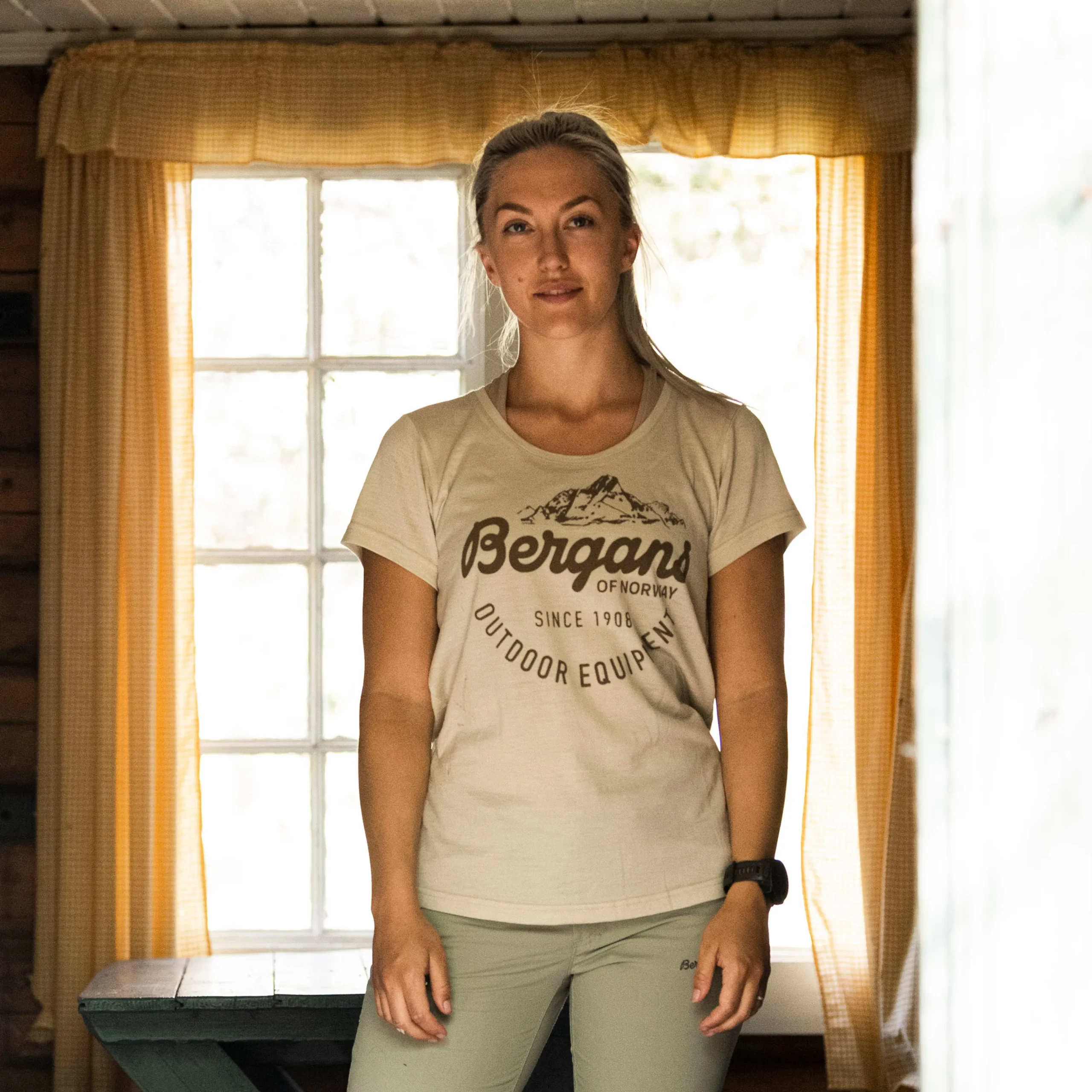 Best Sale Bergans Graphic Wool W Tee - Chalk Sand