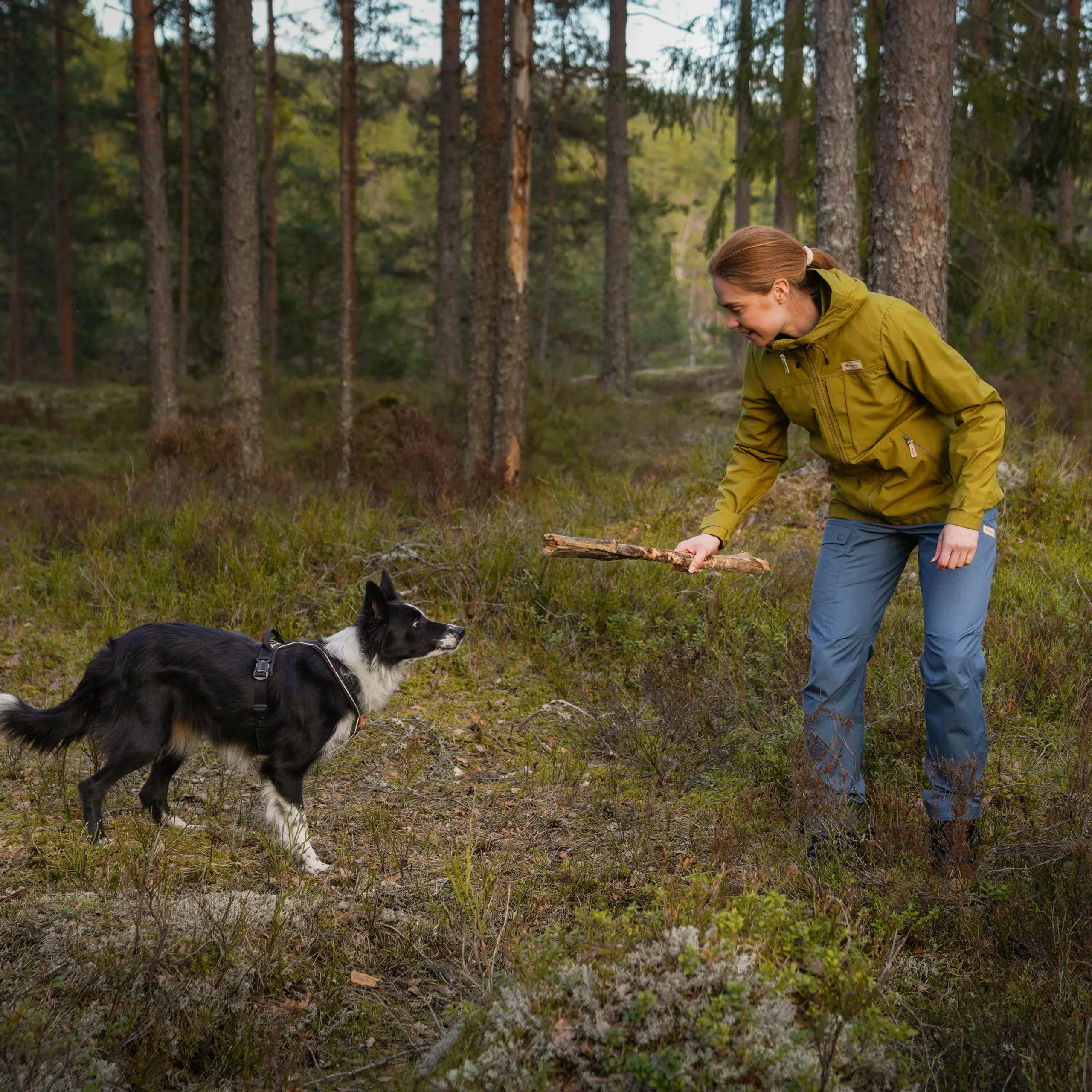 New Bergans Nordmarka Leaf Light Wind Jacket Women - Olive Green