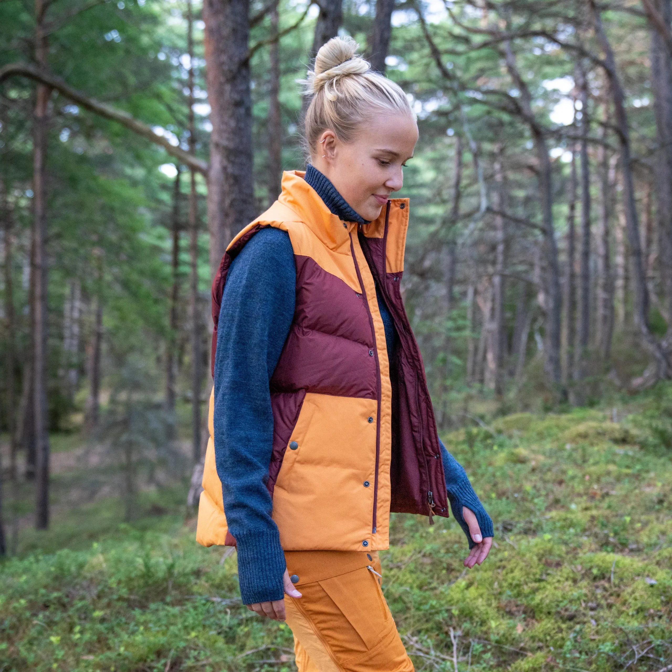 Best Sale Bergans Nordmarka Outdoor Down Vest Women - Amarone Red / Golden Field