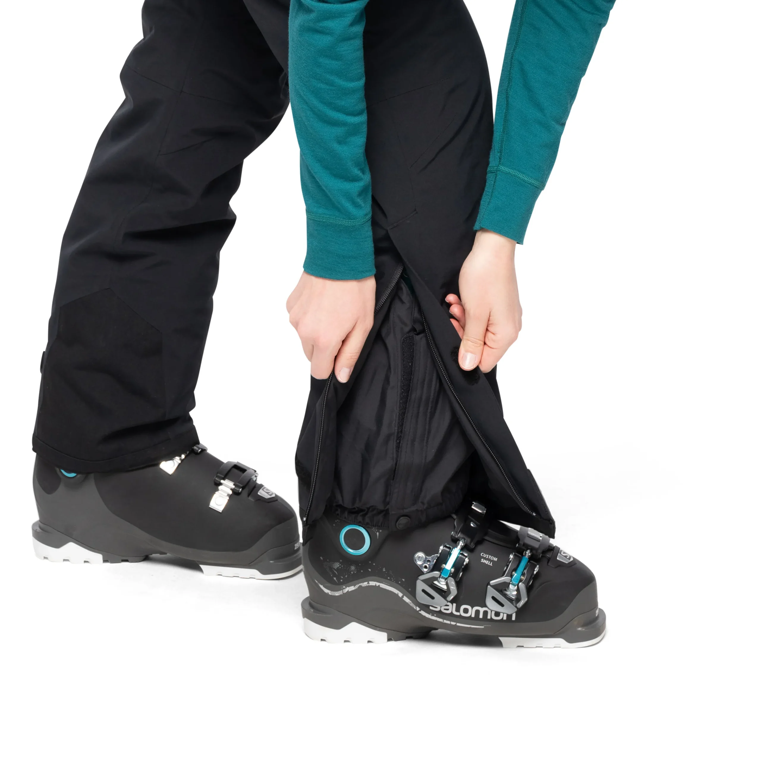 Shop Bergans Oppdal Insulated Lady Pants - Black