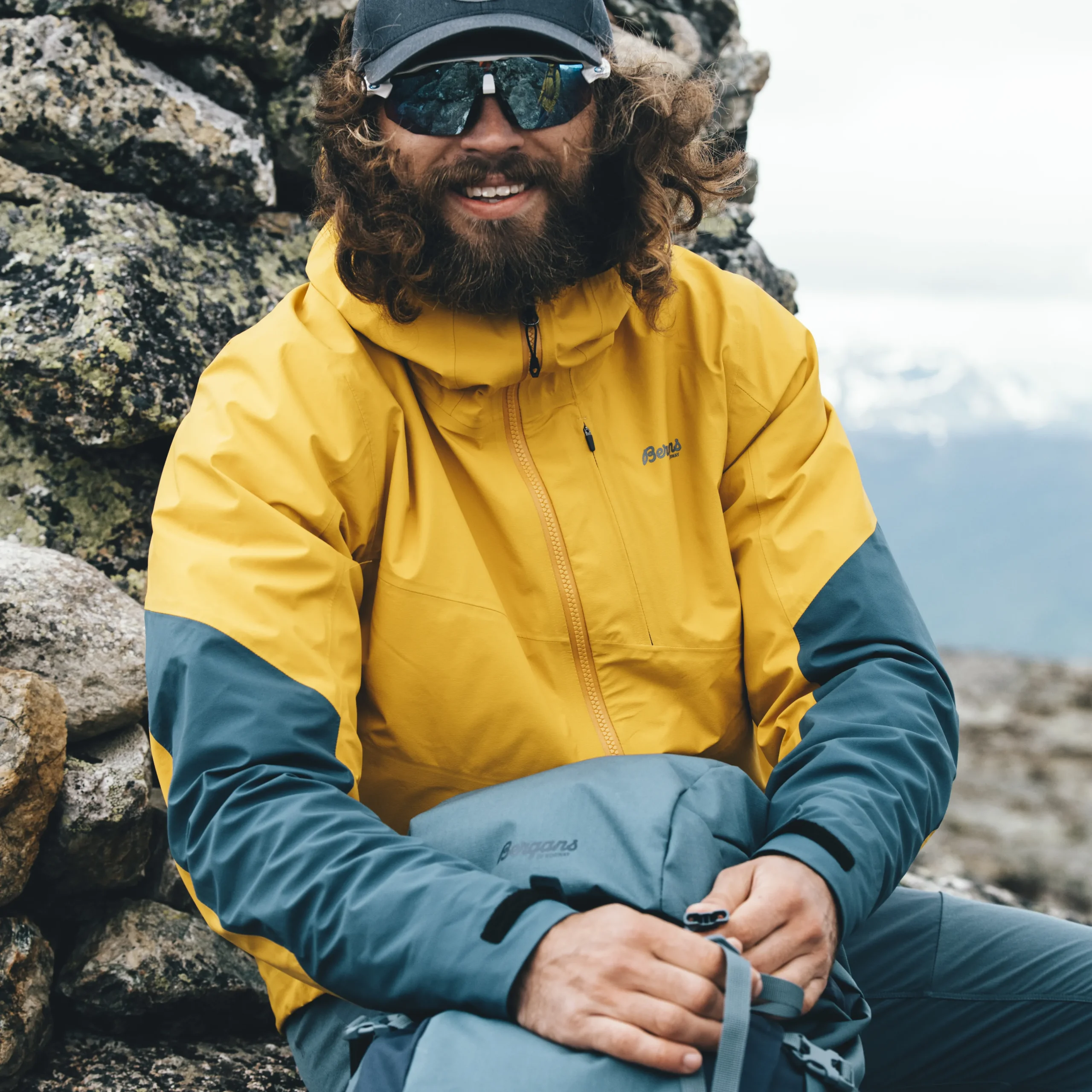 Best Sale Bergans Rabot V2 3L Jacket - Light Golden Yellow / Orion Blue