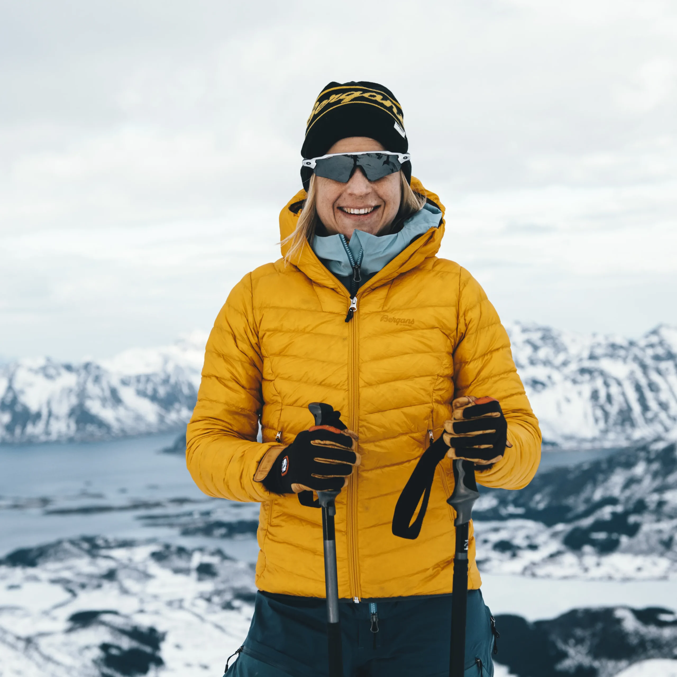 Cheap Bergans Senja Down Light W Jacket W/Hood - Light Golden Yellow