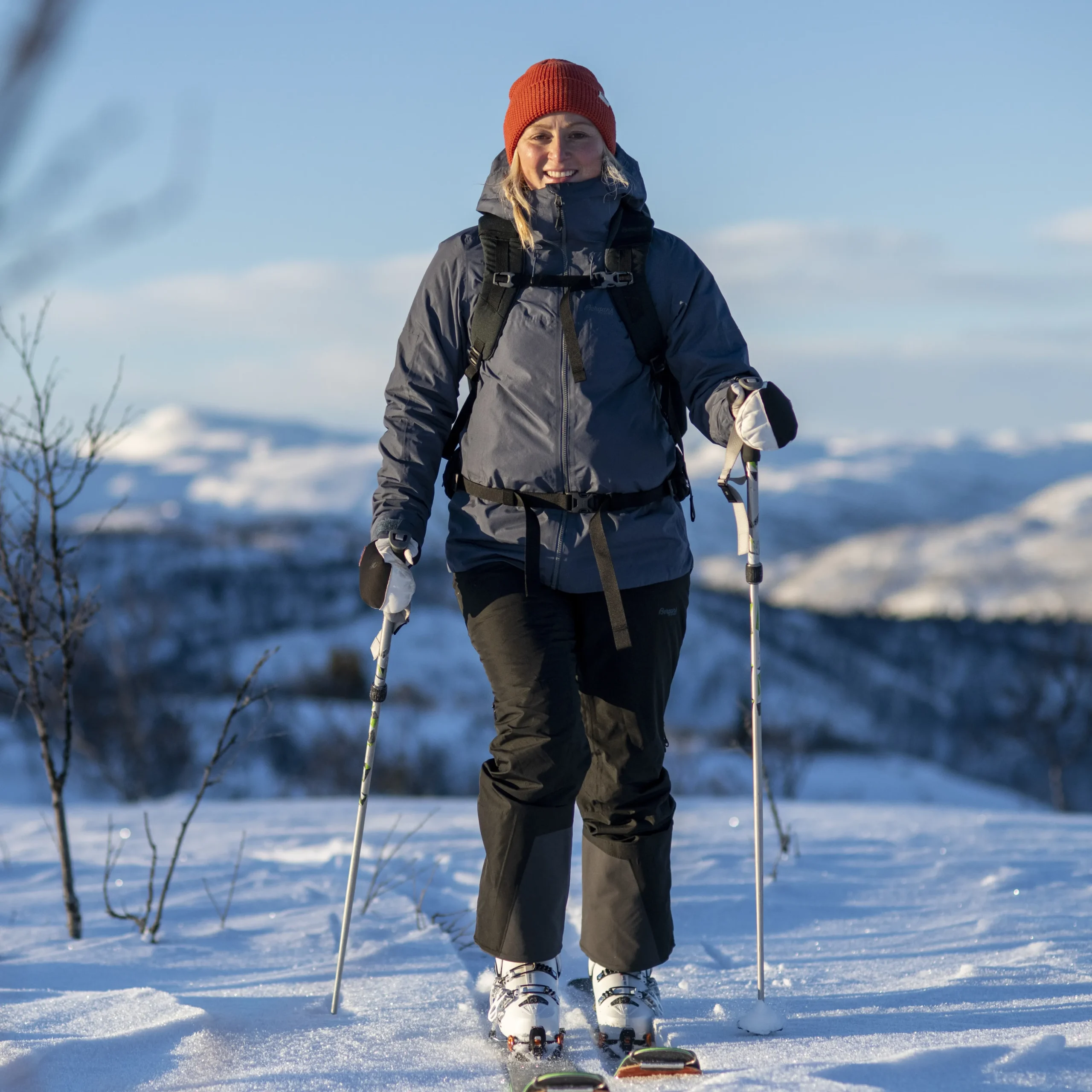Flash Sale Bergans Stranda V2 Insulated W Jacket - Ebony Blue