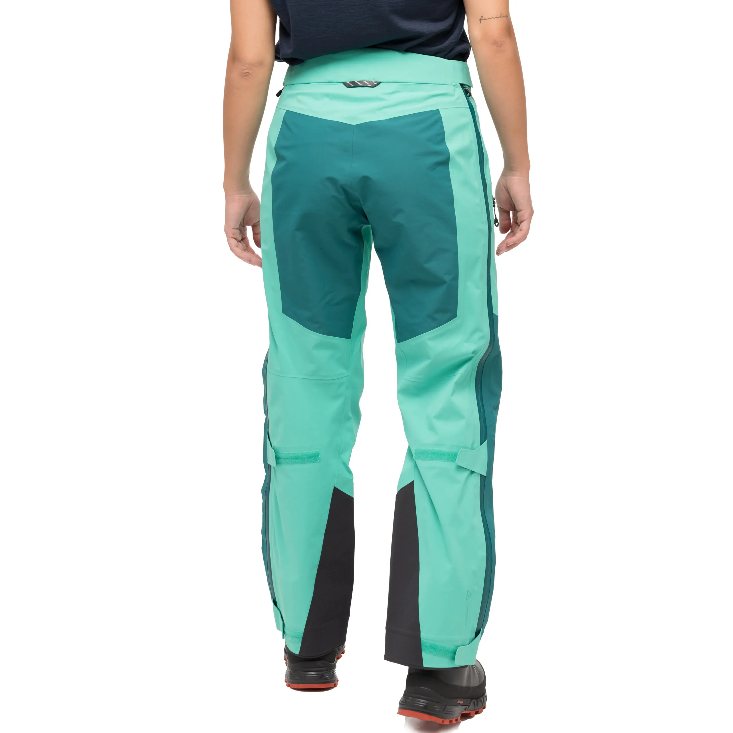 Shop Bergans Tind 3L Shell Pants Women - Light Malachite Green / Malachite Green
