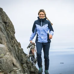 Shop Bergans Tind Softshell Pants Women - Navy Blue