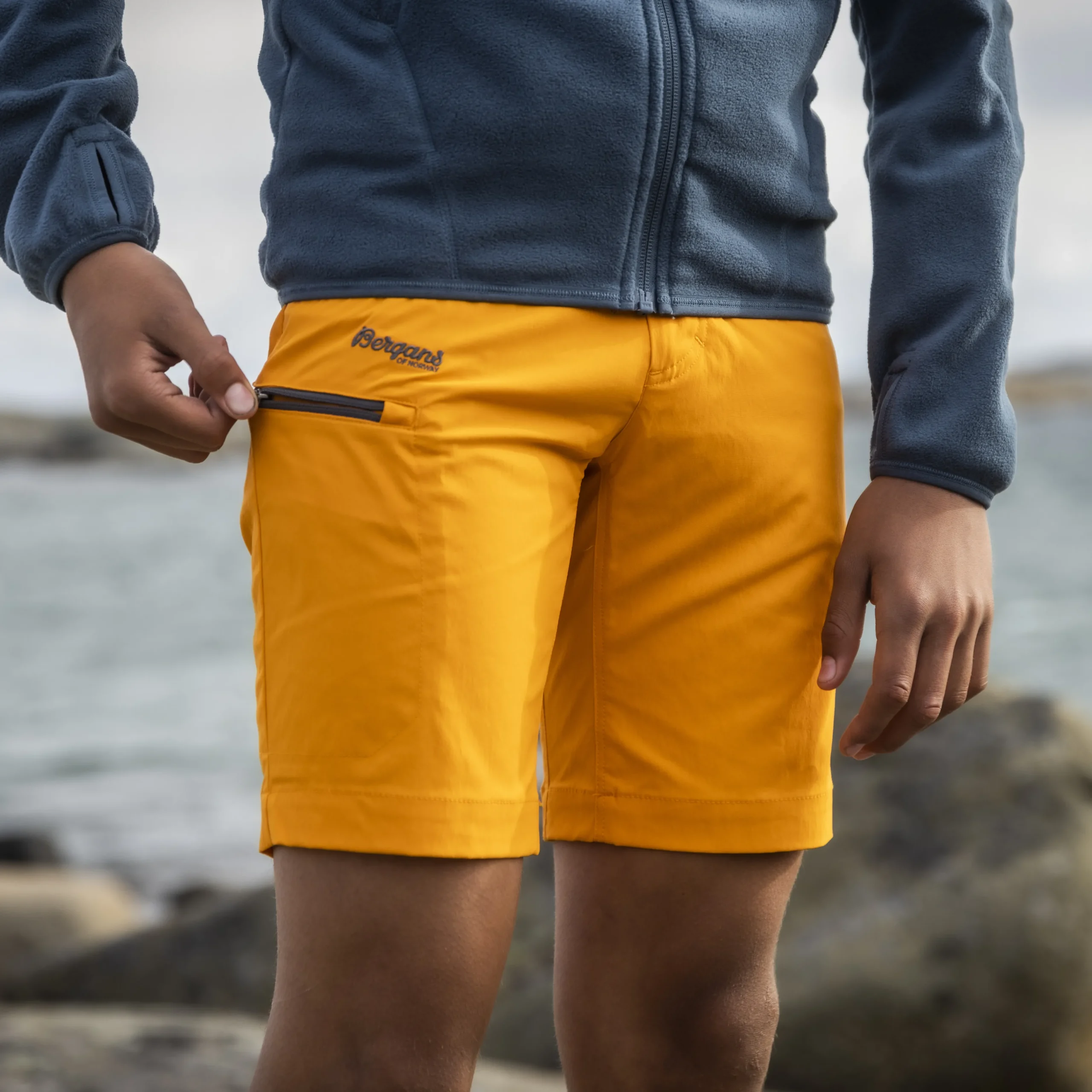 Sale Bergans Utne V3 Youth Shorts - Cloudberry Yellow