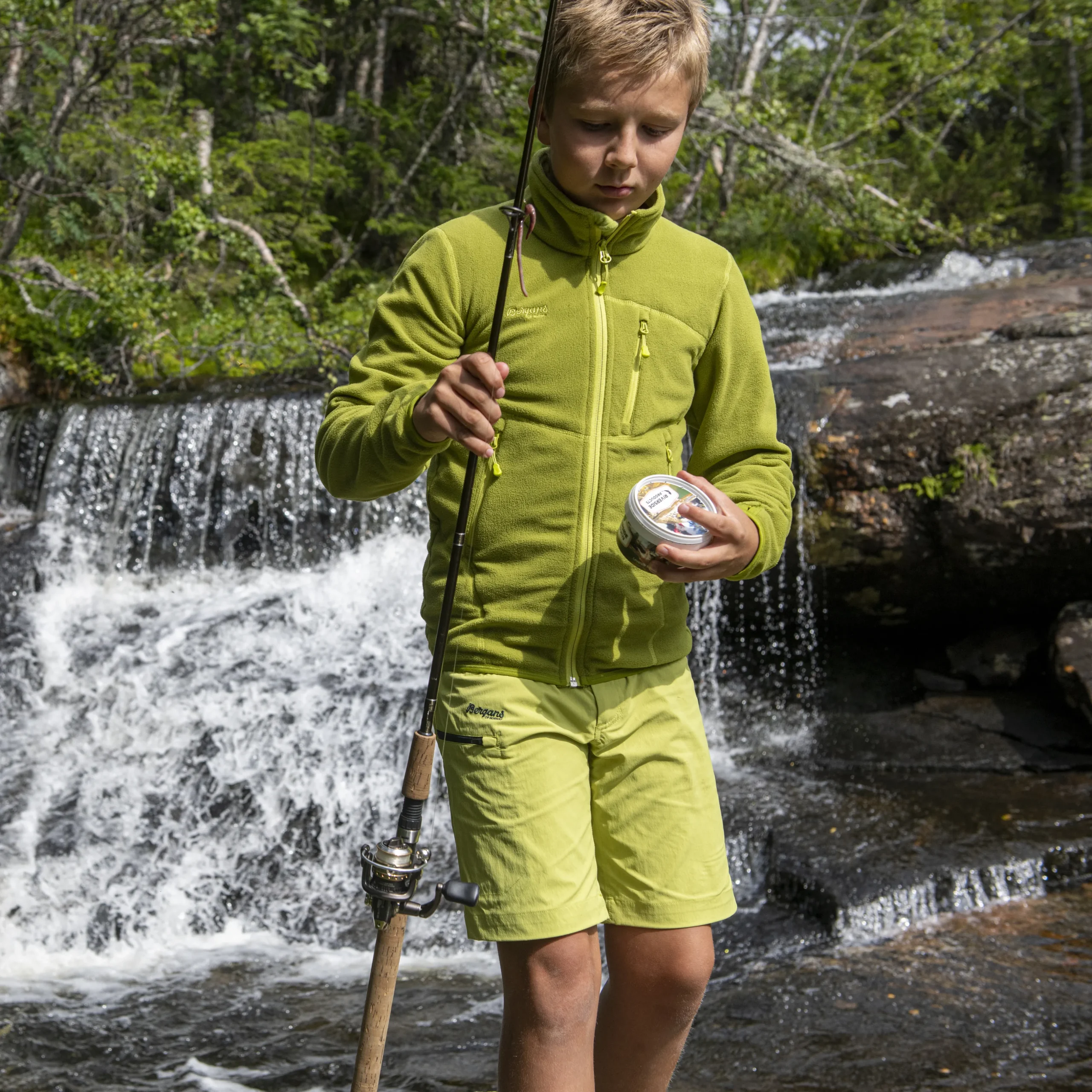 Best Bergans Utne V3 Youth Shorts - Green Oasis