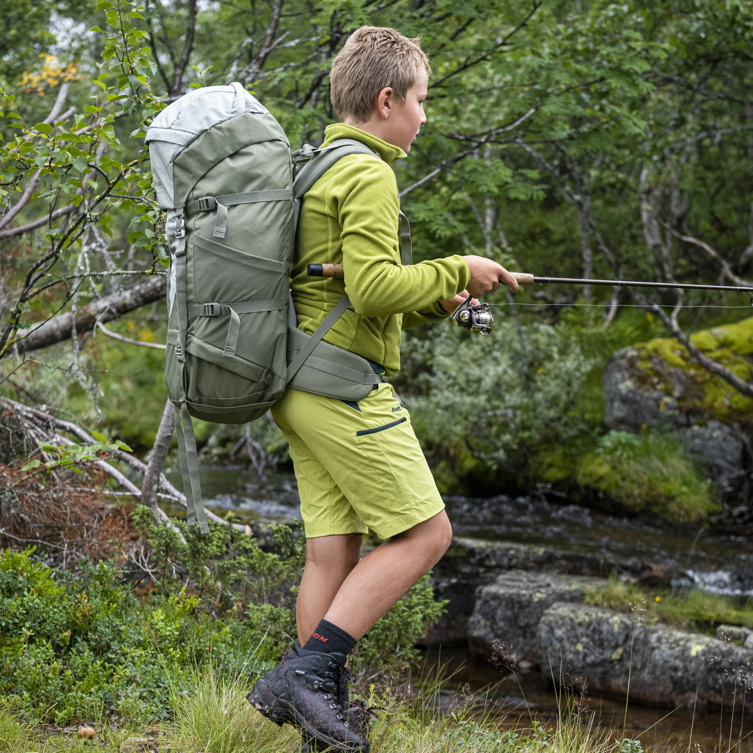 Best Bergans Utne V3 Youth Shorts - Green Oasis