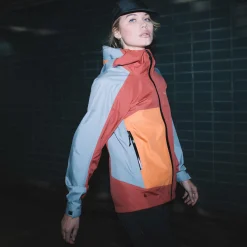 Outlet Bergans Vaagaa Light 3L Shell Jacket Women - Rusty Dust / Husky Blue