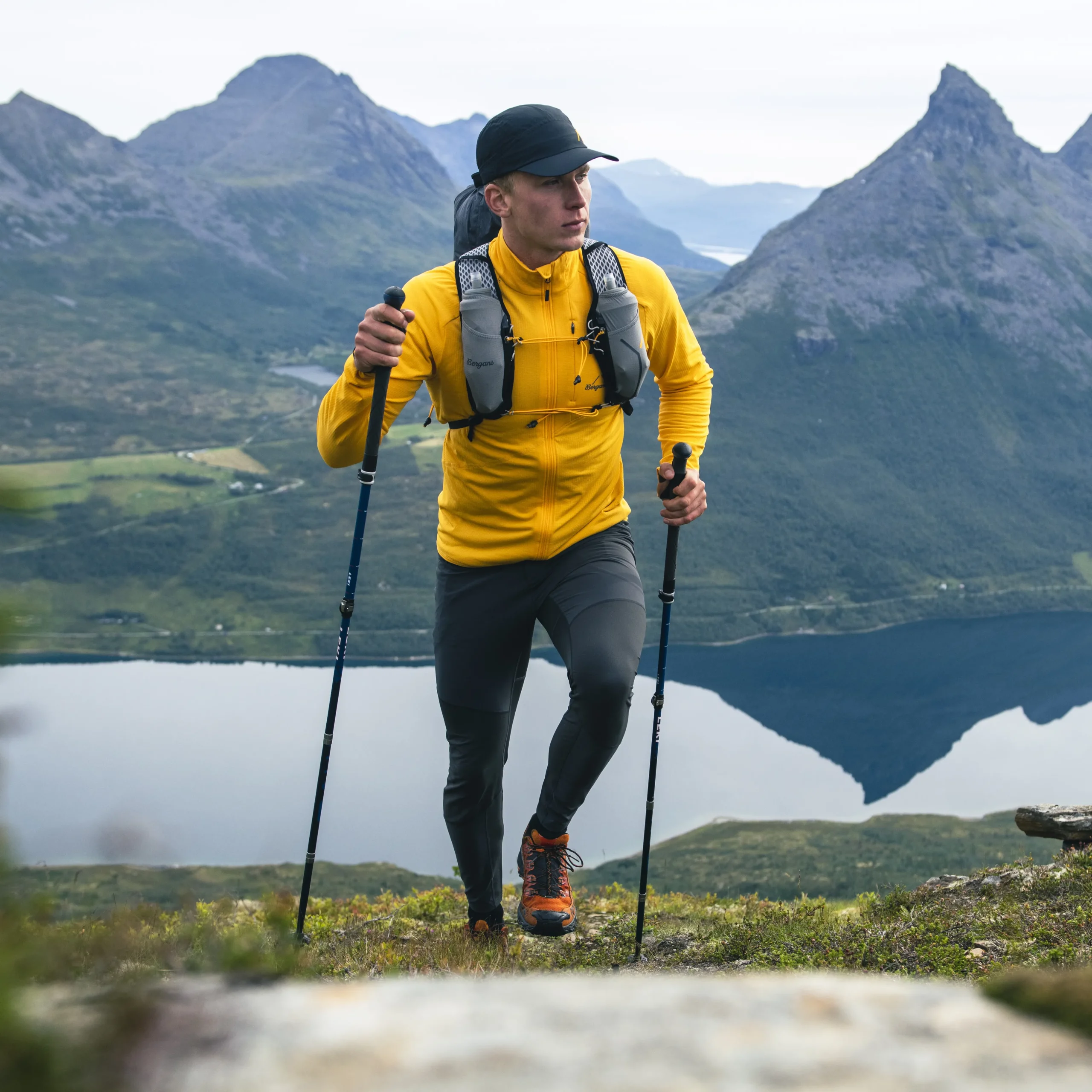 Cheap Bergans Y LightLine Essence Midlayer Jacket Men - Mango Yellow