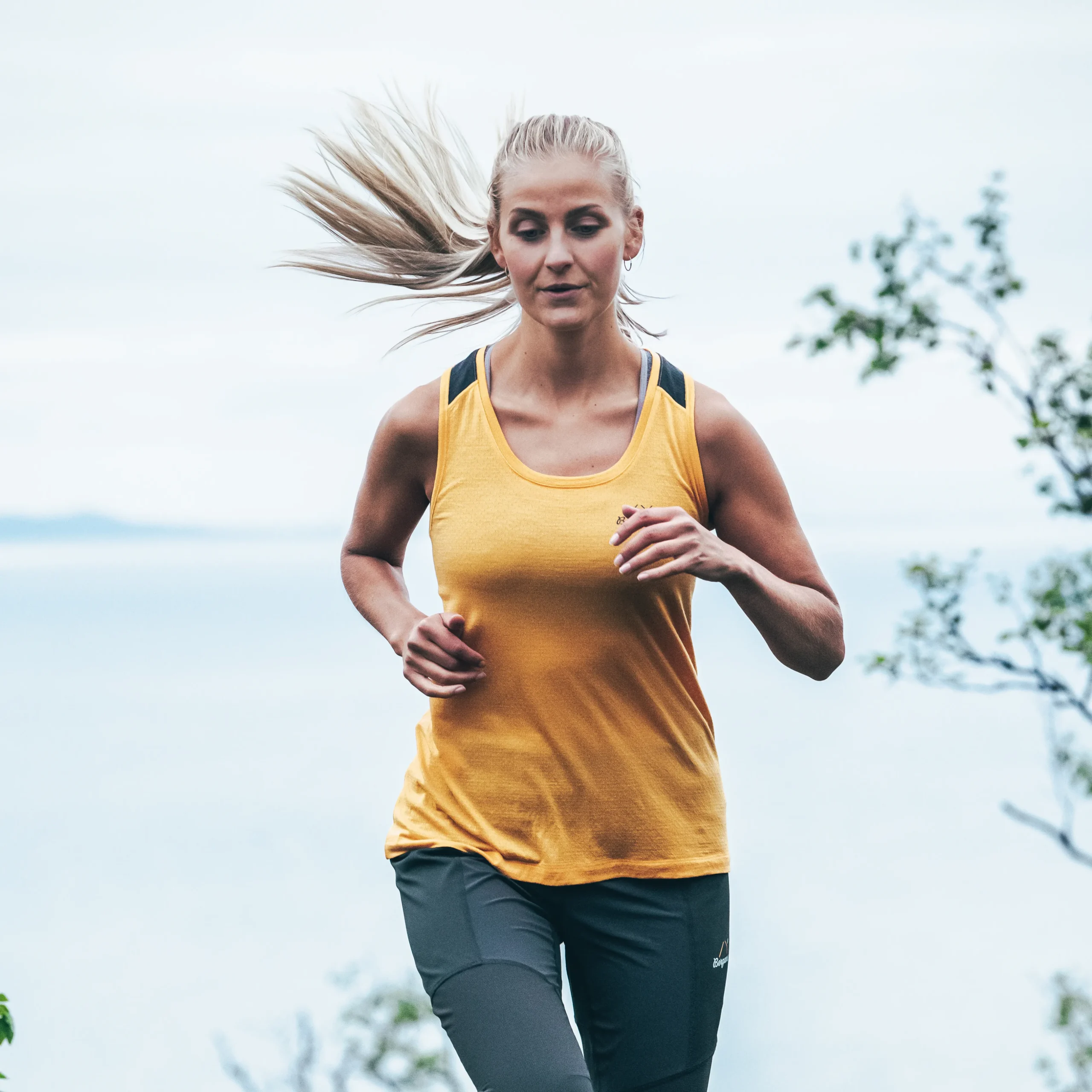Best Sale Bergans Y LightLine Merino Top Women - Mango Yellow