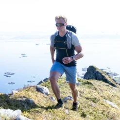Clearance Bergans Y LightLine Vapor V2 Shorts Men - Elemental Blue
