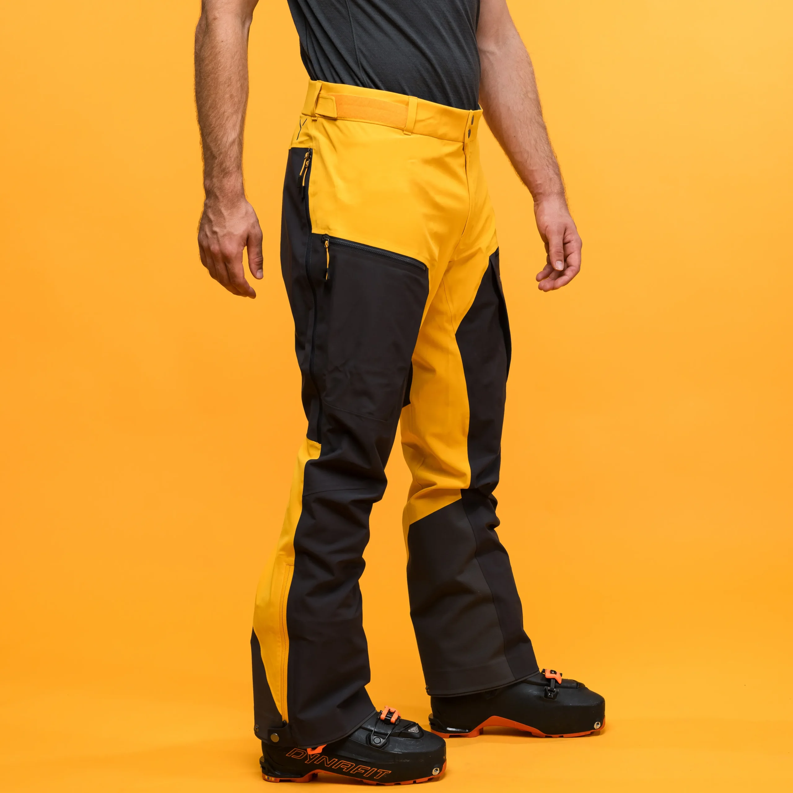 Cheap Bergans Y MountainLine Hybrid Softshell Pants Men - Mango Yellow / Dark Shadow Grey