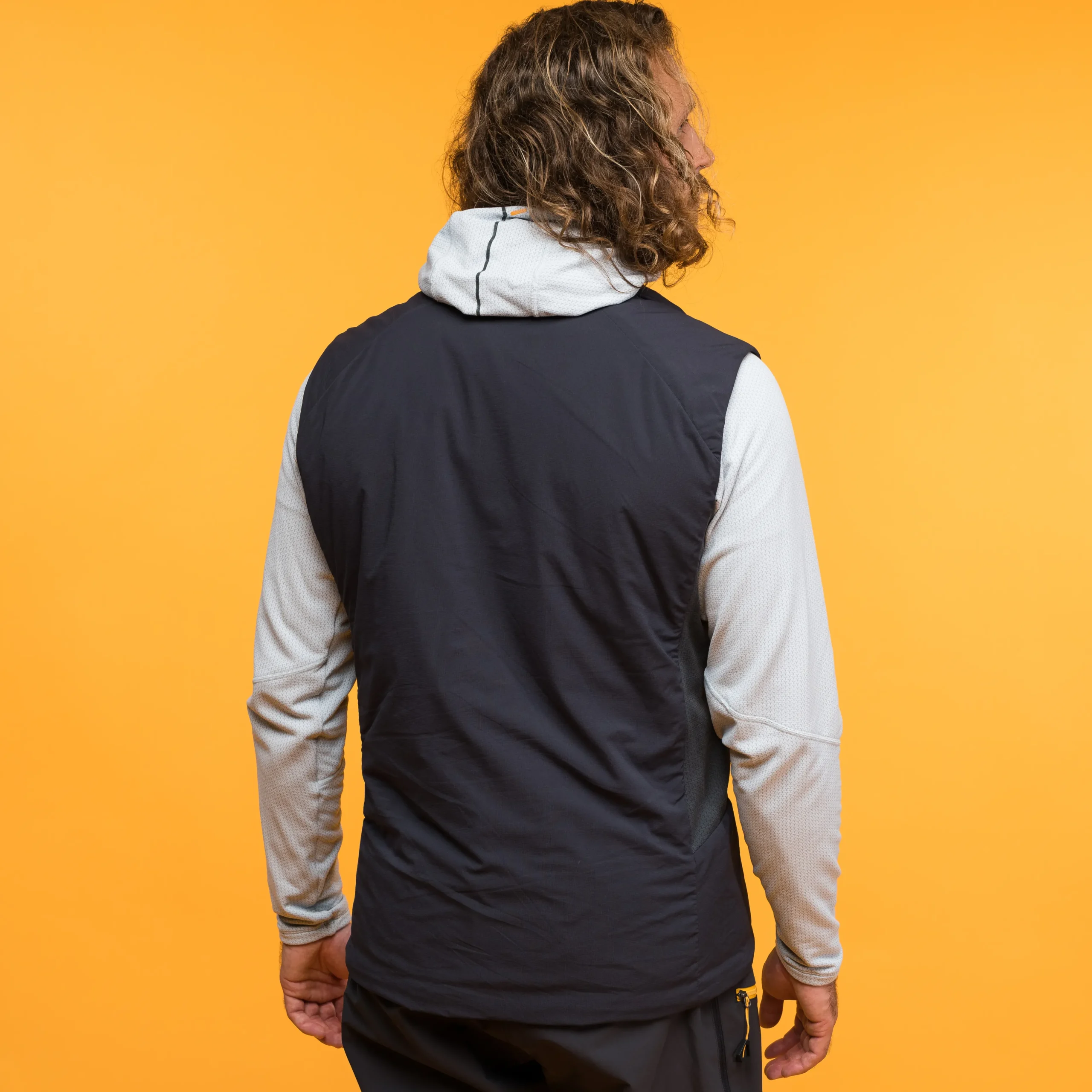 Online Bergans Y MountainLine Light Insulated Air Vest Men - Dark Shadow Grey
